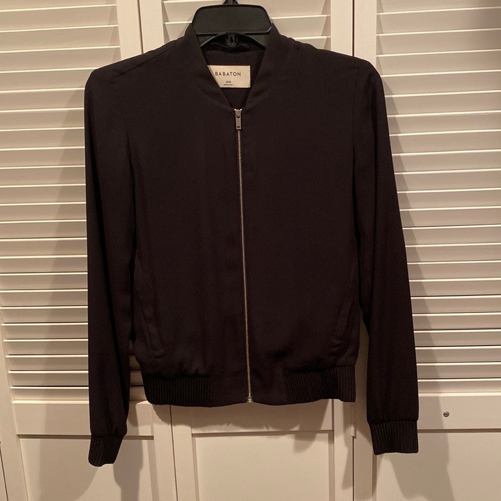 Aritzia Babaton black slim bomber jacket